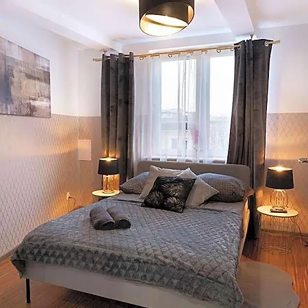 Clicktheflat Piekna Center وارسو
