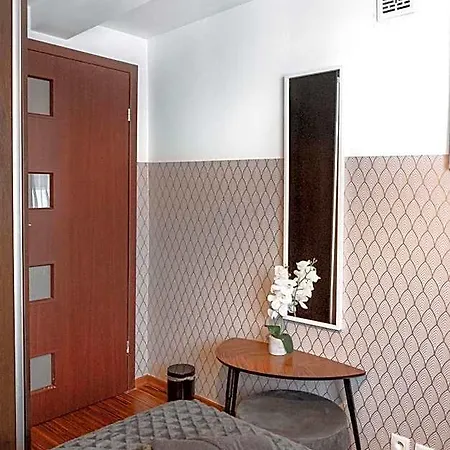 Clicktheflat Piekna Center * وارسو