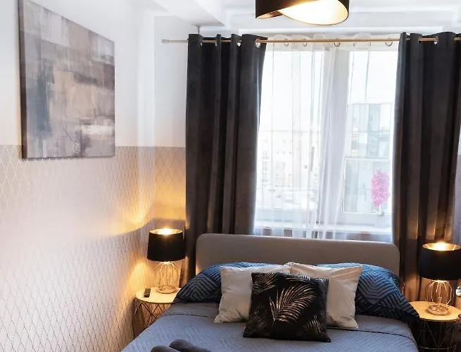 Hostel Clicktheflat Piekna Center Warsaw