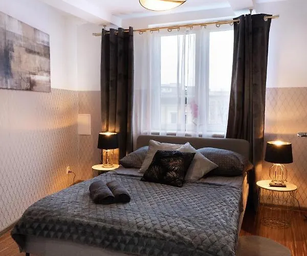 Clicktheflat Piekna Center