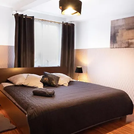 Clicktheflat Piekna Center